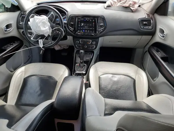 3C4NJDCB3KT730837 2019 JEEP COMPASS - Image 8