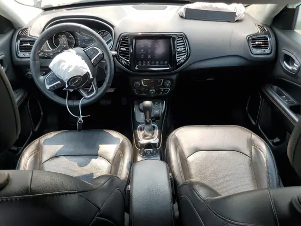 3C4NJDCB3KT753261 2019 JEEP COMPASS - Image 8