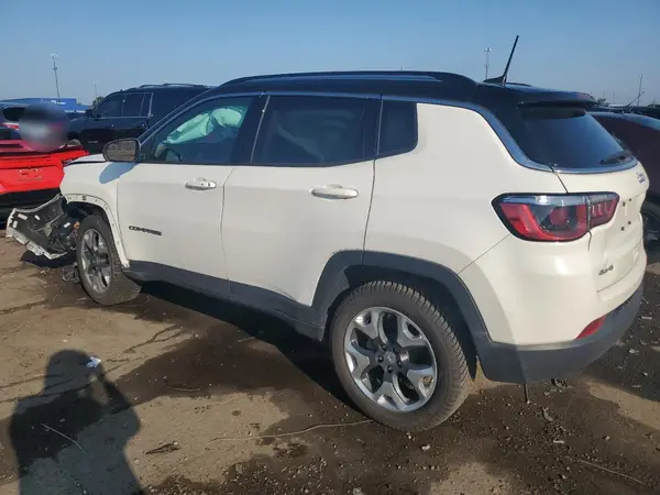 3C4NJDCB3KT768519 2019 JEEP COMPASS - Image 2