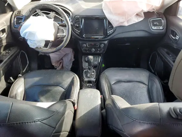 3C4NJDCB3KT775504 2019 JEEP COMPASS - Image 8