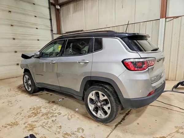 3C4NJDCB3KT775616 2019 JEEP COMPASS - Image 2