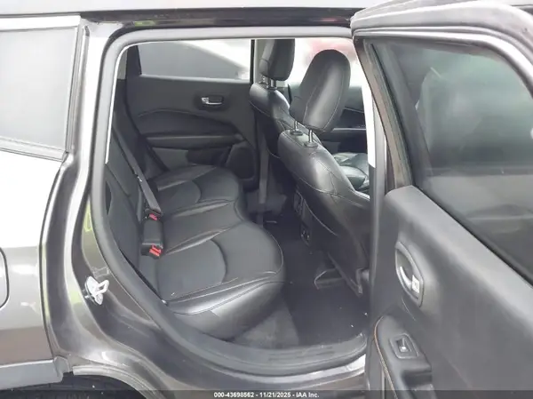 3C4NJDCB3KT841968 2019 JEEP COMPASS - Image 8
