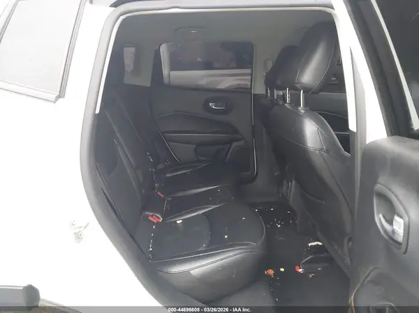 3C4NJDCB3KT842568 2019 JEEP COMPASS - Image 8