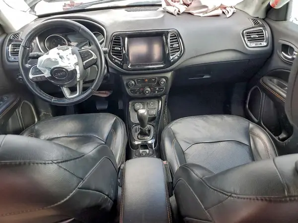 3C4NJDCB3KT854364 2019 JEEP COMPASS - Image 8