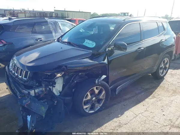 3C4NJDCB3LT100401 2020 JEEP COMPASS - Image 2
