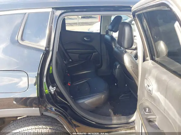 3C4NJDCB3LT100401 2020 JEEP COMPASS - Image 8