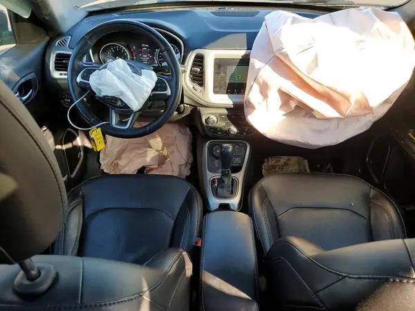3C4NJDCB3LT104528 2020 JEEP COMPASS - Image 8