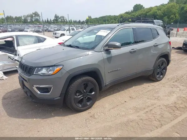 3C4NJDCB3LT126559 2020 JEEP COMPASS - Image 2