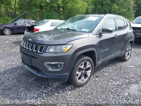 3C4NJDCB3LT127453 2020 JEEP COMPASS - Image 2
