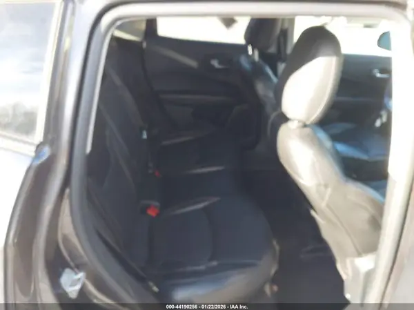 3C4NJDCB3LT153454 2020 JEEP COMPASS - Image 8