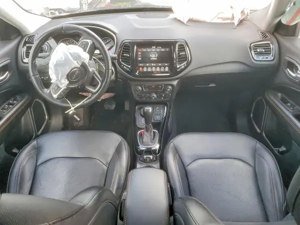 3C4NJDCB3LT204063 2020 JEEP COMPASS - Image 8