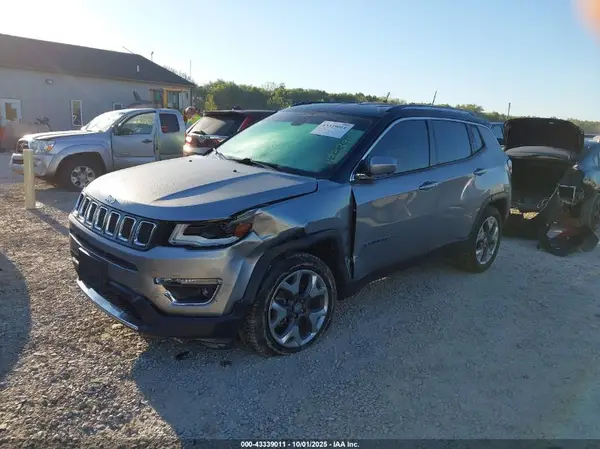 3C4NJDCB3LT228069 2020 JEEP COMPASS - Image 2