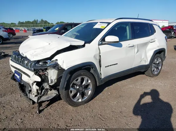 3C4NJDCB3MT520399 2021 JEEP COMPASS - Image 2