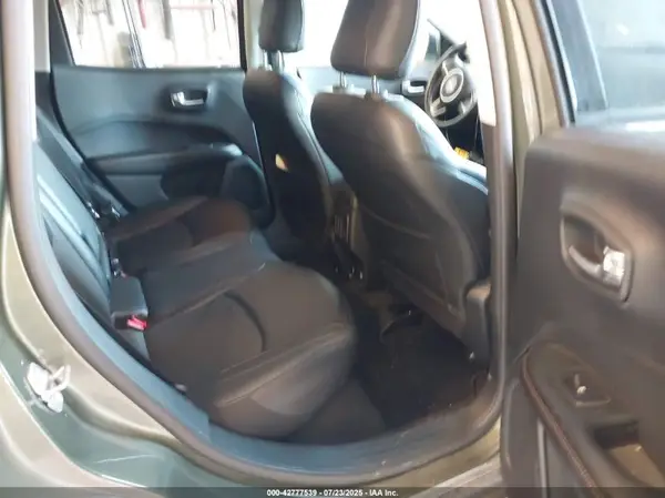 3C4NJDCB3MT525988 2021 JEEP COMPASS - Image 8