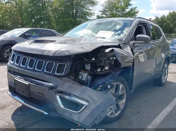 3C4NJDCB3MT553323 2021 JEEP COMPASS - Image 2