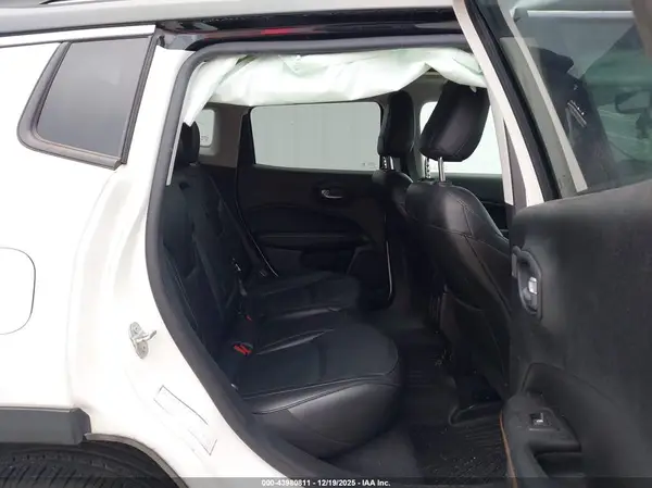 3C4NJDCB3MT586158 2021 JEEP COMPASS - Image 8