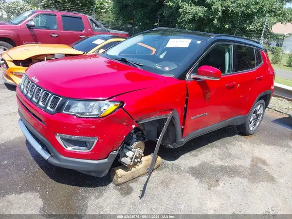 3C4NJDCB3MT599685 2021 JEEP COMPASS - Image 2
