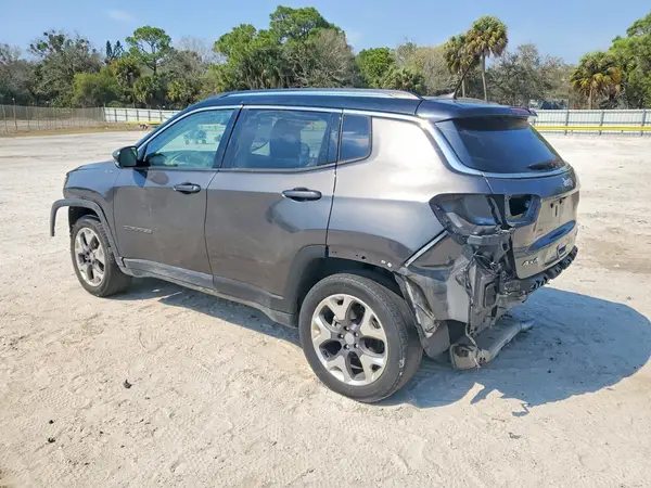 3C4NJDCB3MT605095 2021 JEEP COMPASS - Image 2