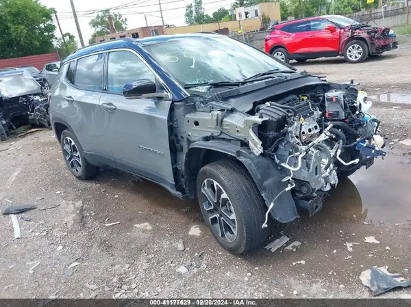 3C4NJDCB3NT105889 2022 JEEP COMPASS - Image 1