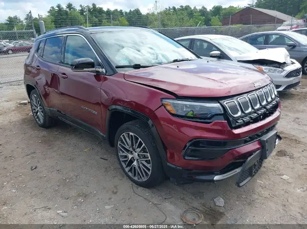 3C4NJDCB3NT107464 2022 JEEP COMPASS - Image 1