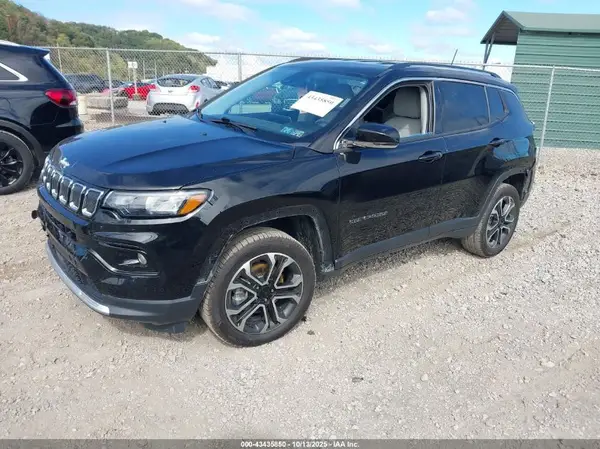 3C4NJDCB3NT130761 2022 JEEP COMPASS - Image 2
