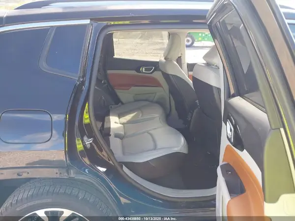 3C4NJDCB3NT130761 2022 JEEP COMPASS - Image 8