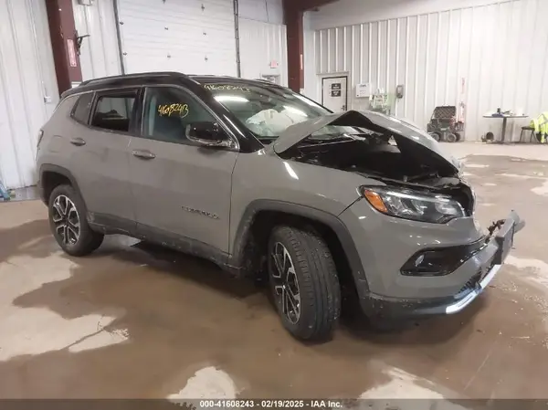 3C4NJDCB3NT144370 2022 JEEP COMPASS - Image 1