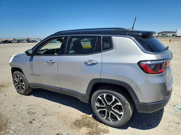 3C4NJDCB3NT153294 2022 JEEP COMPASS - Image 2