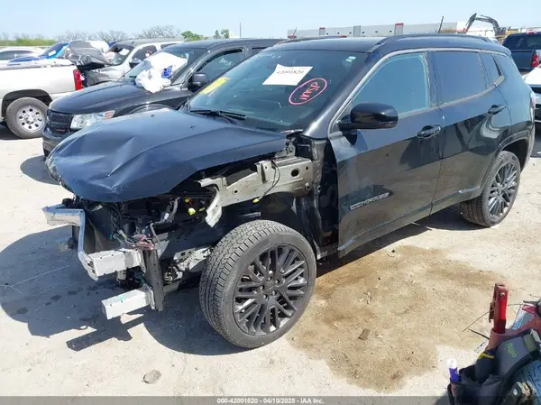 3C4NJDCB3NT157863 2022 JEEP COMPASS - Image 2
