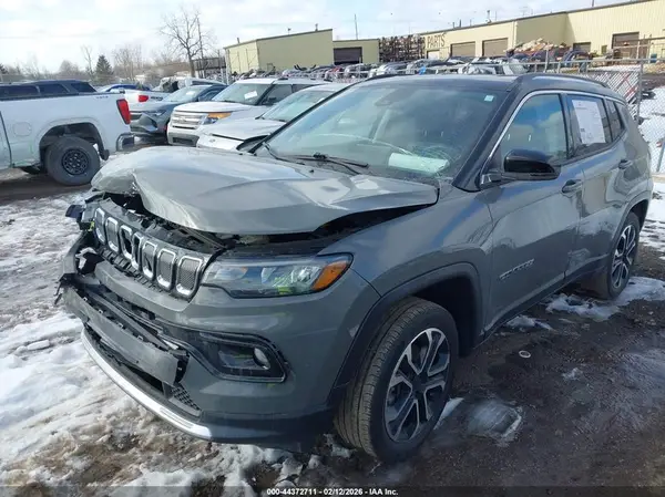 3C4NJDCB3NT157877 2022 JEEP COMPASS - Image 2