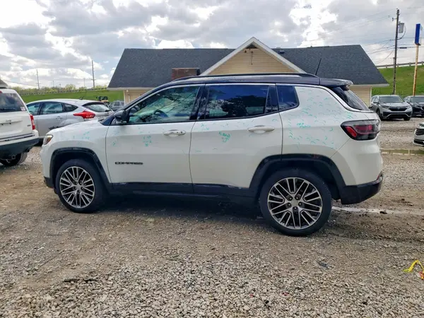 3C4NJDCB3NT161413 2022 JEEP COMPASS - Image 2