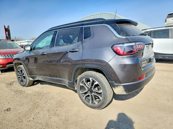 3C4NJDCB3NT201828 2022 JEEP COMPASS - Image 2