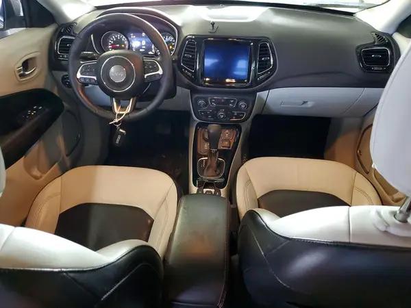 3C4NJDCB4HT628892 2017 JEEP COMPASS - Image 8