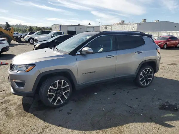 3C4NJDCB4HT631422 2017 JEEP COMPASS - Image 1
