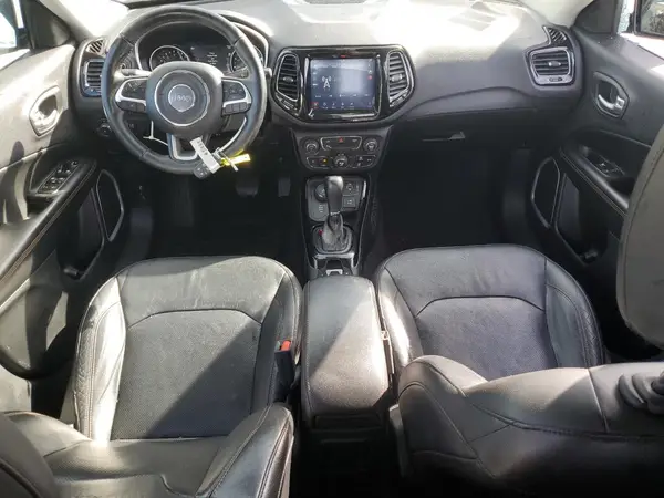 3C4NJDCB4HT631422 2017 JEEP COMPASS - Image 8