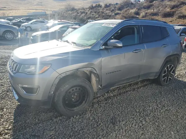 3C4NJDCB4HT631940 2017 JEEP COMPASS - Image 1