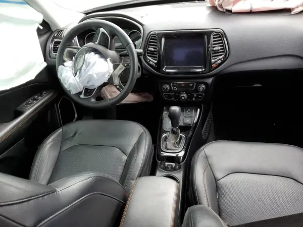 3C4NJDCB4JT104924 2018 JEEP COMPASS - Image 8