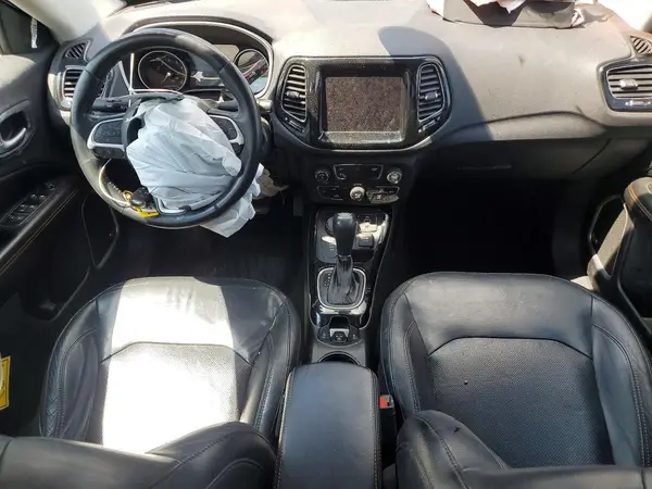 3C4NJDCB4JT105006 2018 JEEP COMPASS - Image 8