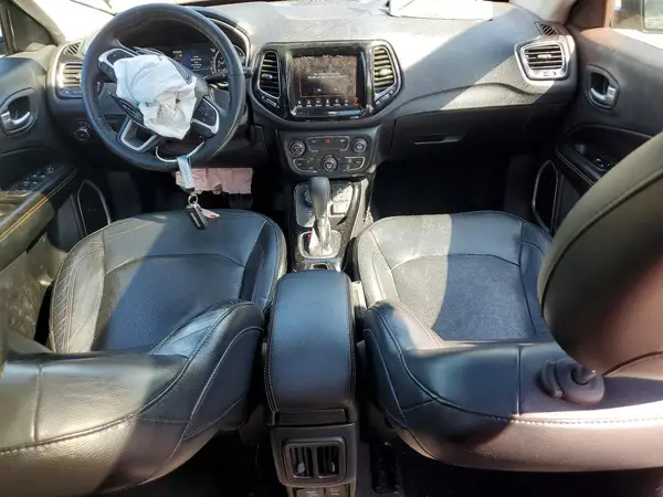 3C4NJDCB4JT113137 2018 JEEP COMPASS - Image 8