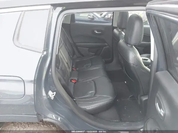 3C4NJDCB4JT114403 2018 JEEP COMPASS - Image 8