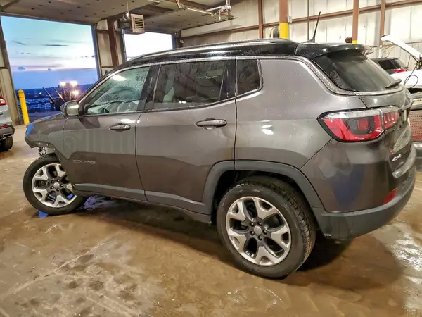 3C4NJDCB4JT115132 2018 JEEP COMPASS - Image 2
