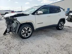3C4NJDCB4JT135221 2018 JEEP COMPASS