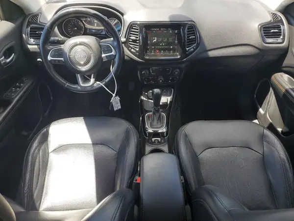 3C4NJDCB4JT135476 2018 JEEP COMPASS - Image 8