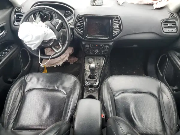 3C4NJDCB4JT153623 2018 JEEP COMPASS - Image 8
