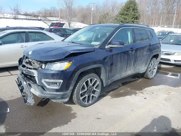 3C4NJDCB4JT155677 2018 JEEP COMPASS - Image 2