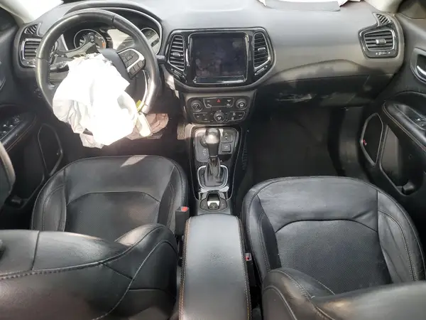 3C4NJDCB4JT179641 2018 JEEP COMPASS - Image 8
