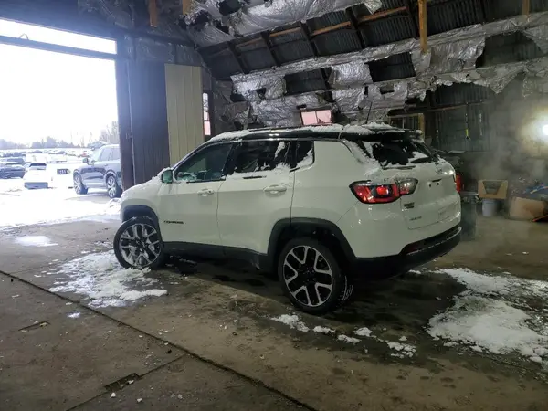 3C4NJDCB4JT179865 2018 JEEP COMPASS - Image 2