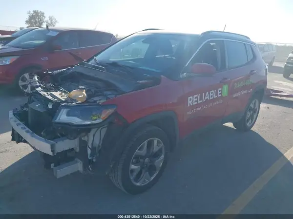 3C4NJDCB4JT190428 2018 JEEP COMPASS - Image 2