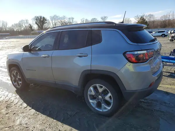 3C4NJDCB4JT201492 2018 JEEP COMPASS - Image 2