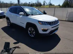 3C4NJDCB4JT206644 2018 JEEP COMPASS